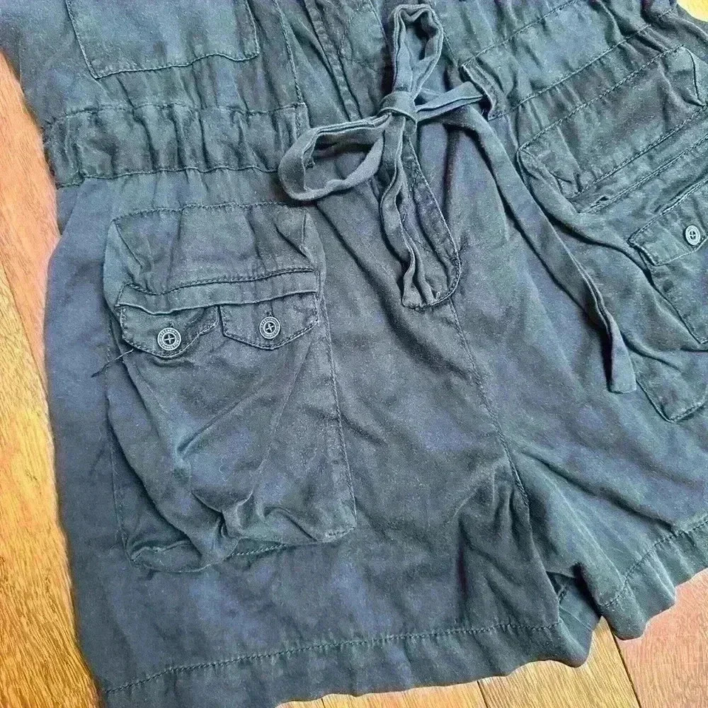 French Connection | Dark grey one piece shorts romper jumpsuit size 8 or medium - Picture 7 of 12